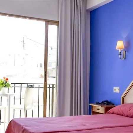 Hotel Colón 3*