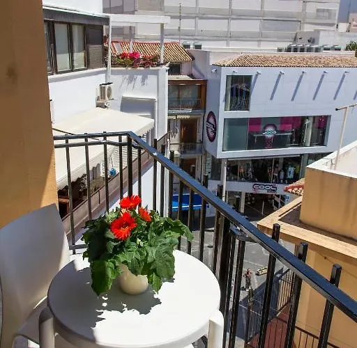 Colon Hotel 3*