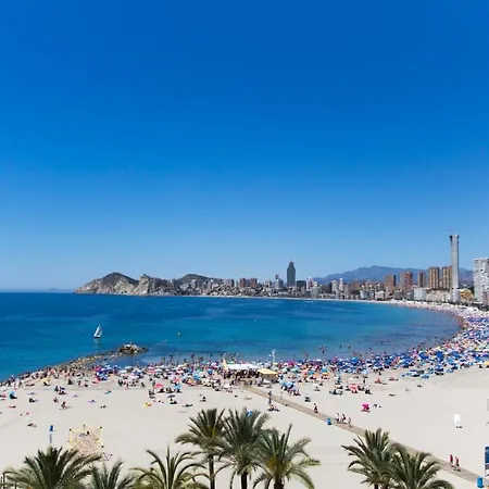 Colón 3*